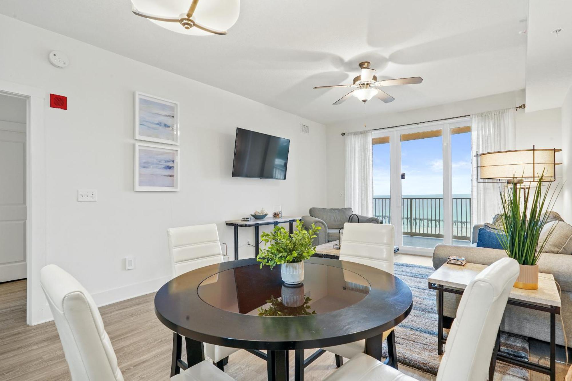 Calypso Resort Tower 3 By Panhandle Getaways Panama City Beach Room photo